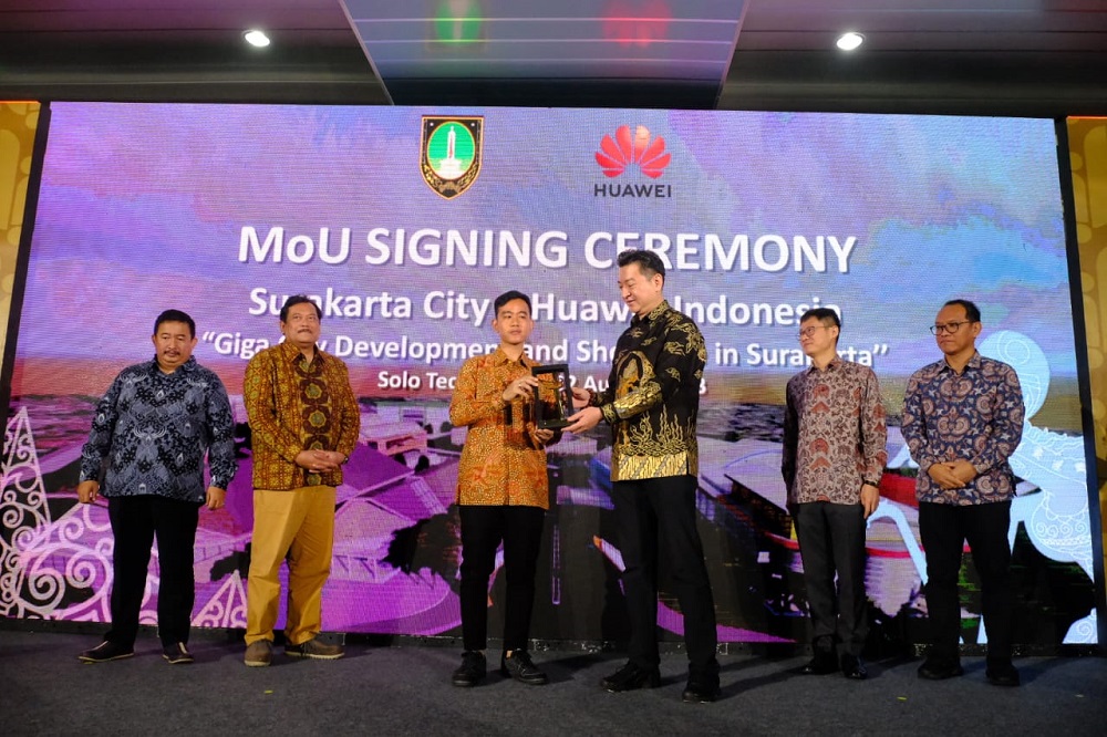 gibran huawei2b