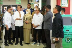 Jokowi-cek-RSUD-Salatiga4