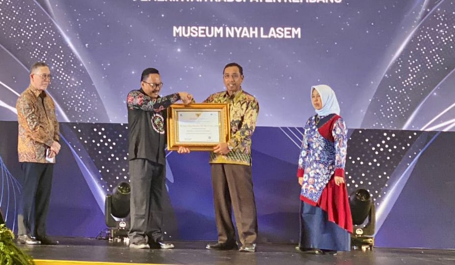 BATIK LASEM
