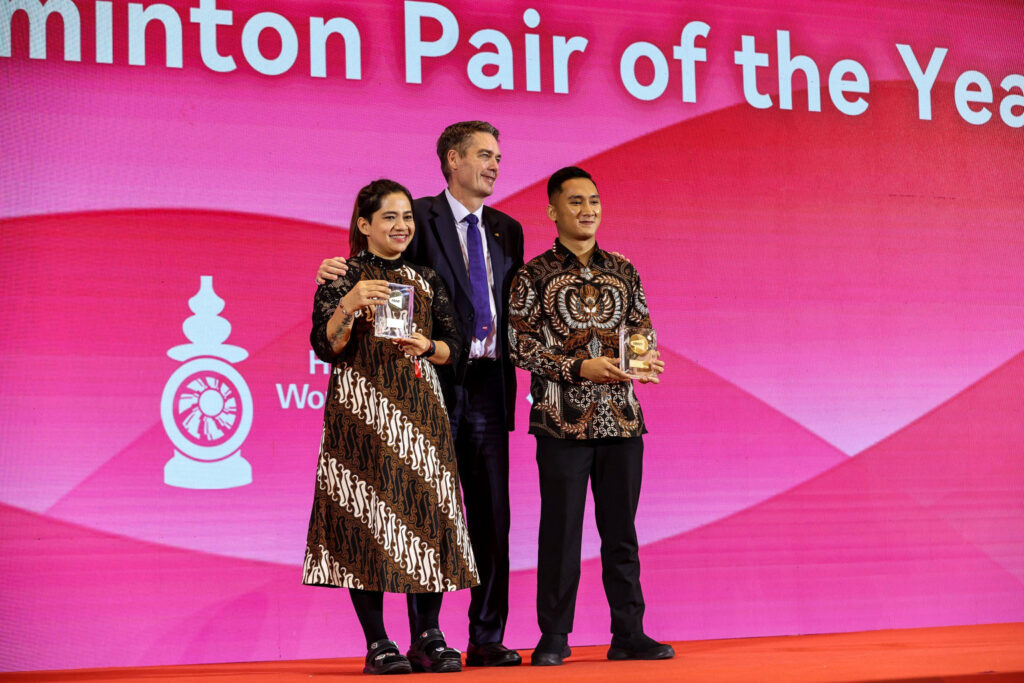 Hikmat/Ratri Raih Penghargaan Pasangan Ganda Terbaik 2024