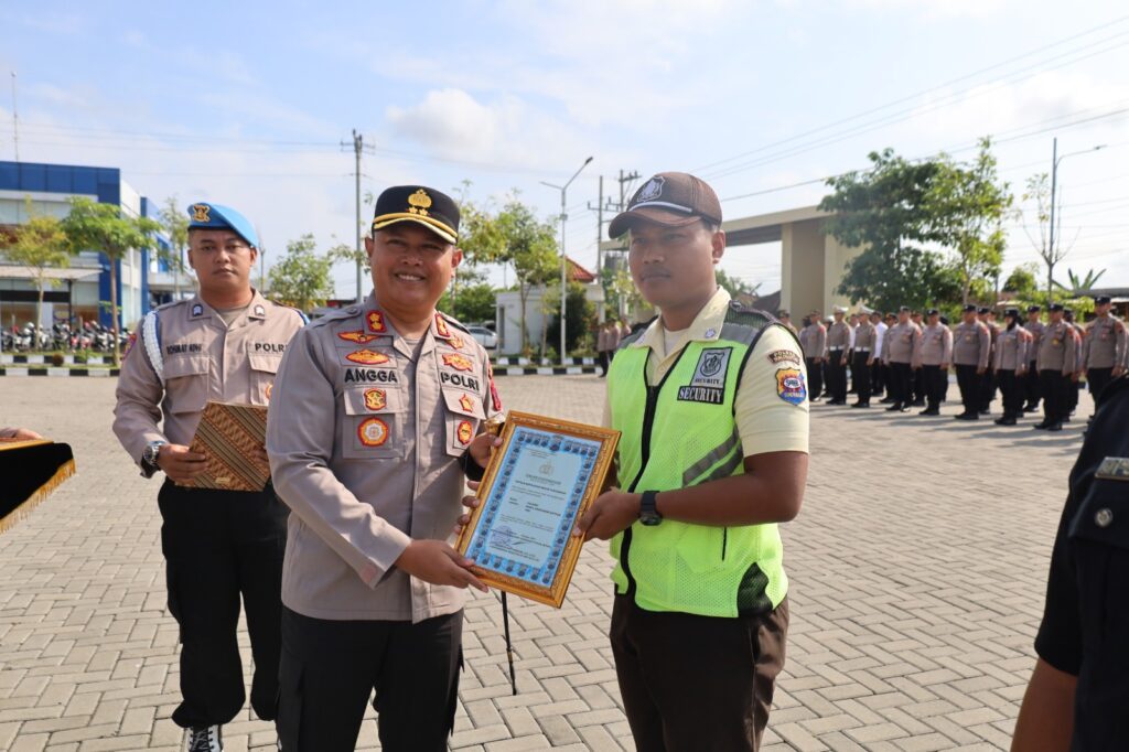 WhatsApp Image 2025-10-27 at 13.22.54_e64f784c