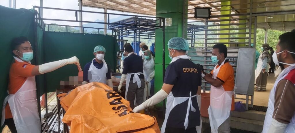 WhatsApp Image 2025-11-21 at 15.16.09_029a5336