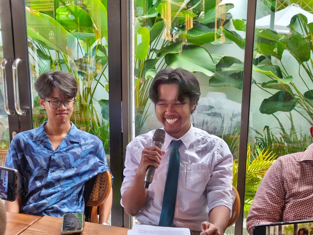 WhatsApp Image 2025-12-15 at 17.09.45_171d5f23