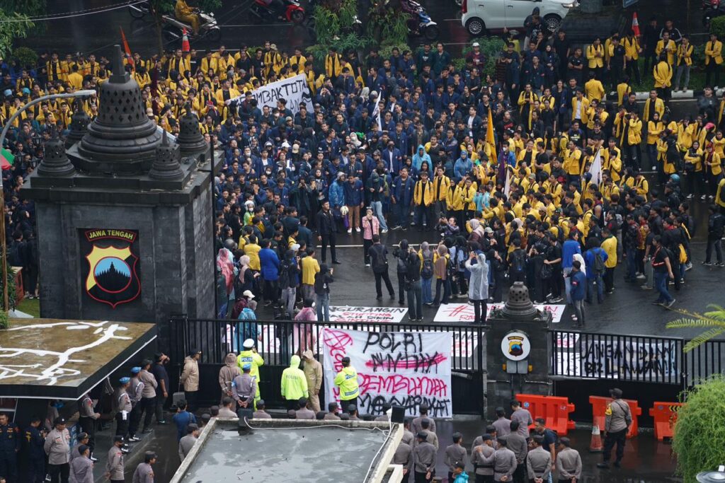 WhatsApp Image 2026-02-26 at 23.20.47