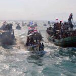 Tradisi Lomban Jepara, Ratusan Wisatawan Saksikan Larung Kepala Kerbau