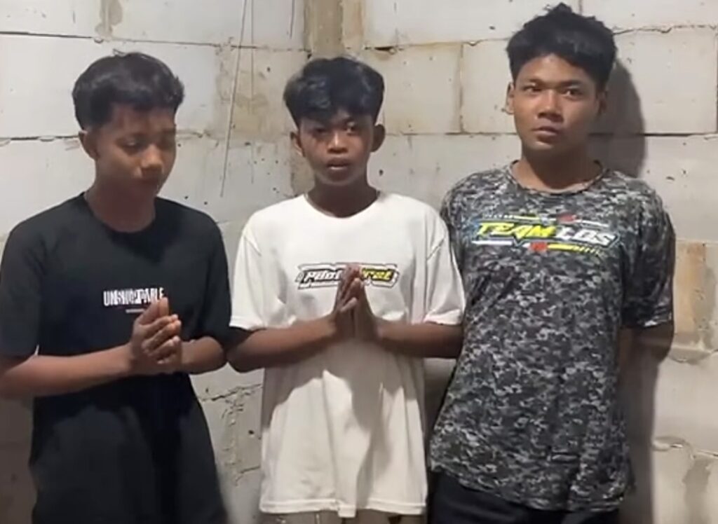 pocong jepara