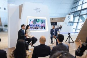Foto 3 - KGPAA Mangkoenagoro X Bebicara di World Economic Forum Annual Meeting of the New Champions 2026 (WEF AMNC)
